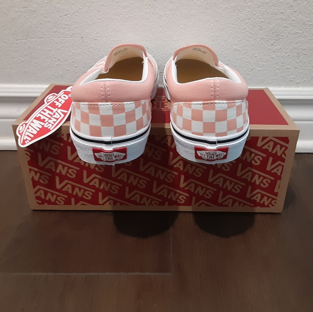 Vans - Picture 3 of 5